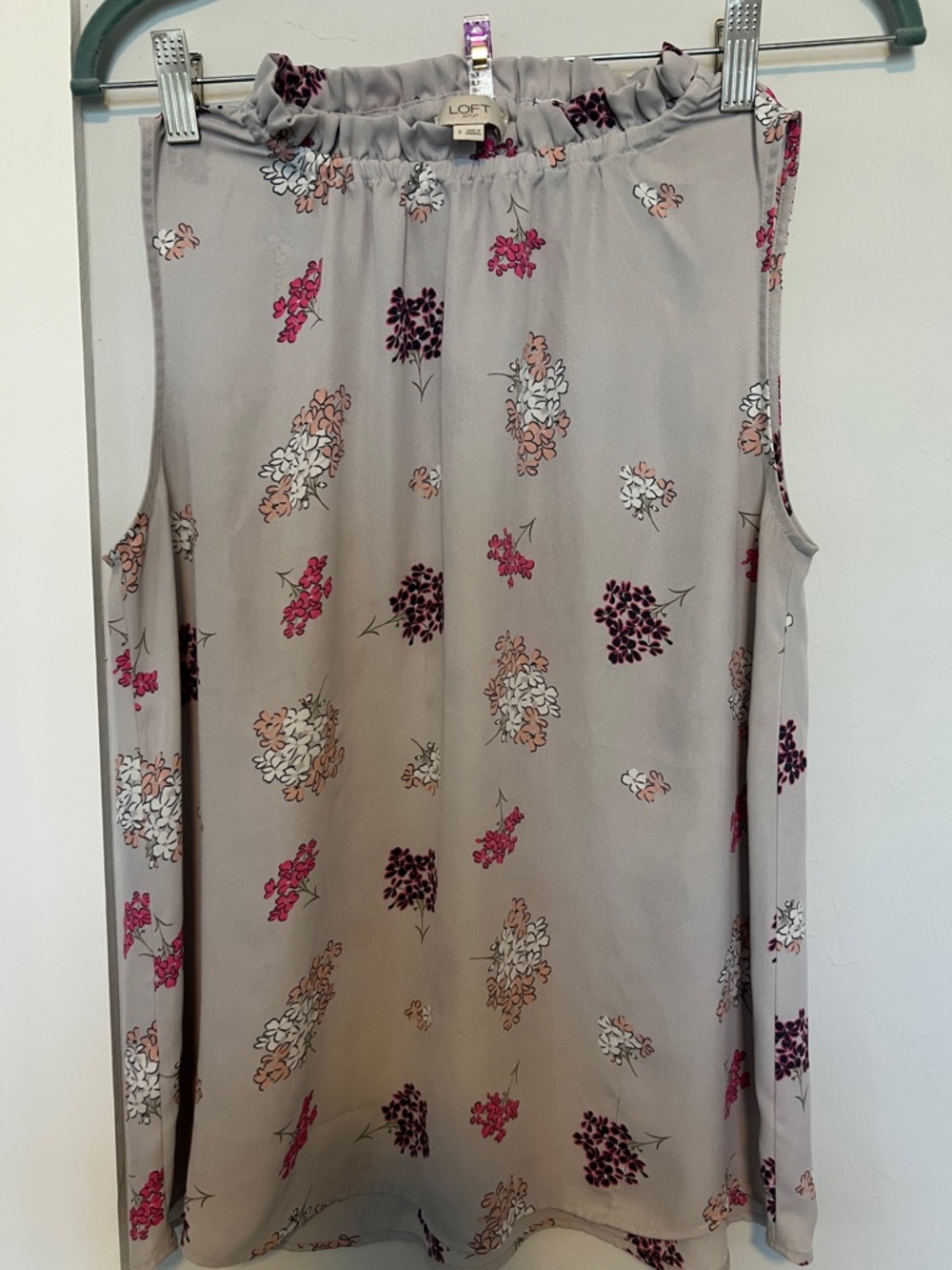 LOFT Floral Sleeveless Ruffled-Neck Top in Taupe with Pink & Purple Accents